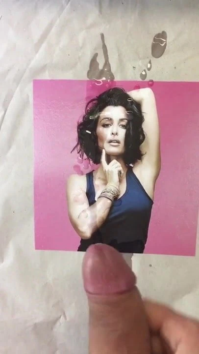 Jenifer cumtribut