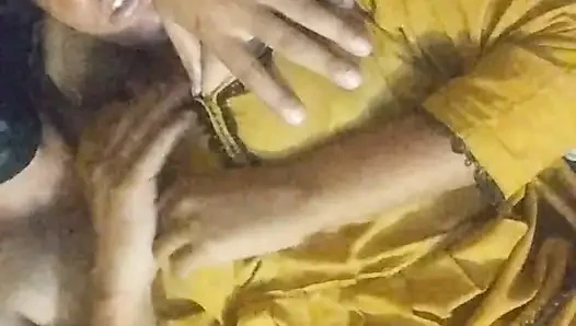 She goes live and she ask me fuck me live I fuck live chubby bhabhi