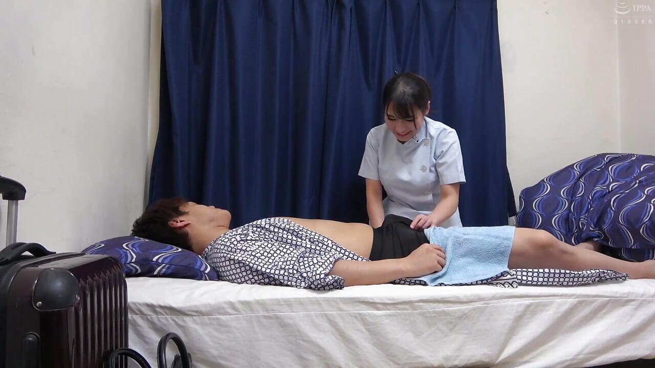 驚くことに、ビジネスホテルのマッサージ師とセックスできる