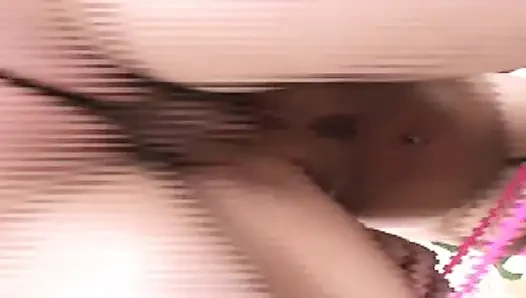 Seksi esmer büyük sert yarakla kocası tarafından sikiliyor ve biniyor