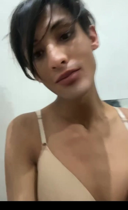 Sissy beta