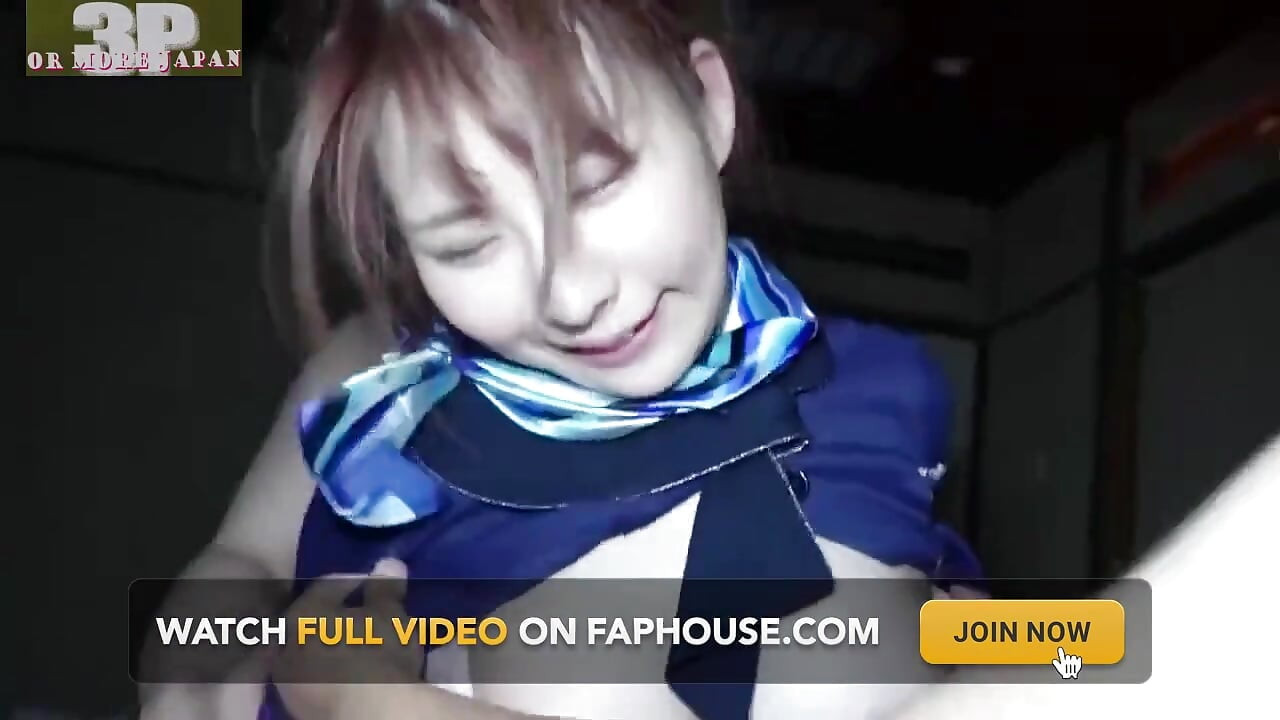 Depois do expediente, tour de ônibus, guias e funcionários se soltam nos bastidores