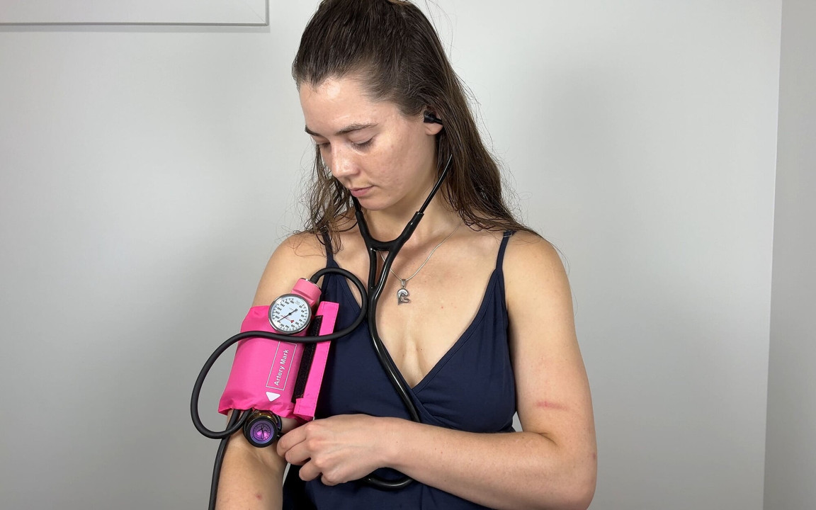Manual Bp Arm with Audio in Dress
