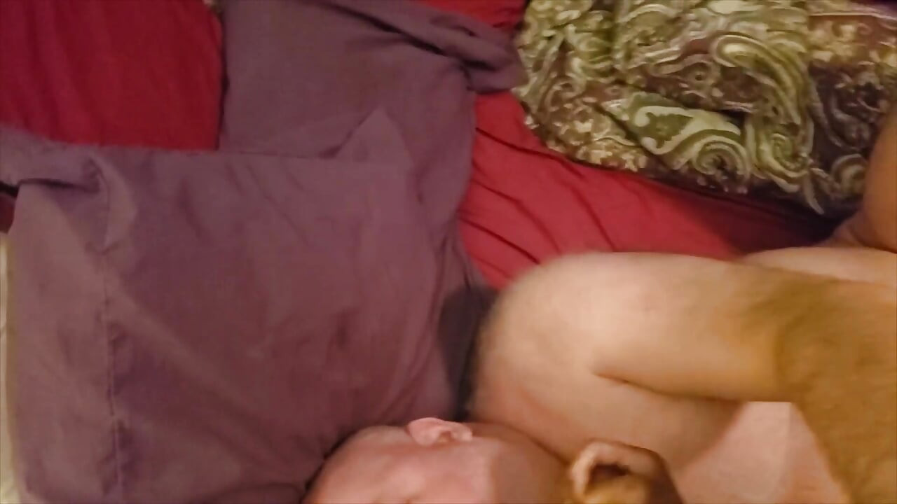 Cum Fountain! BBC Gives Bear Huge Facial and He Jerks off