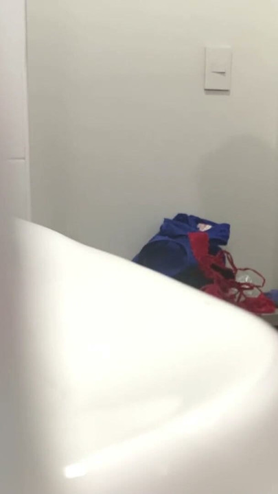 흑인 대물 자지와 섹스하는 미시 마누라 | 클립 1