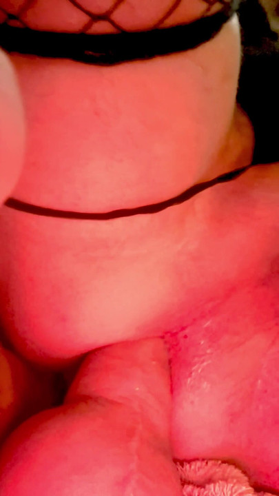 Sexy Blonde Crossdresser Transvestite Masturbation Fucking her New Thick Dildo