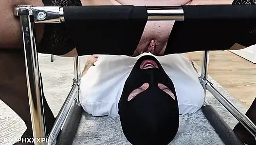 Подчистка кримпая куколда, глотание, женское доминирование, поедание спермы, лучшие моменты, подборка