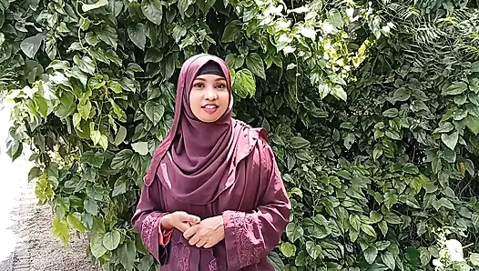 Young Muslim Hijabi Sis in Law seduced her Bhai Jaan and lured him to Fucked her Hard and Cum Dump her Pretty face. She moaned like a little