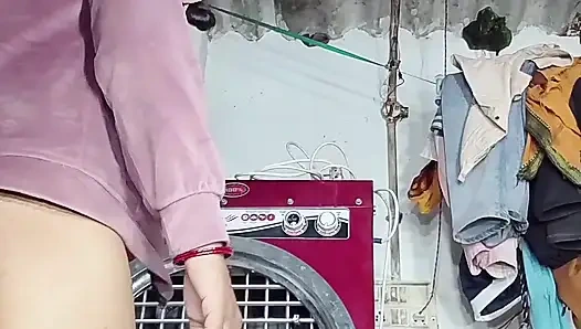 Ateşli güzel yengenin güzel amcığı eğlenceli seks Hintçe ses bhojpuri ses desi seksi video