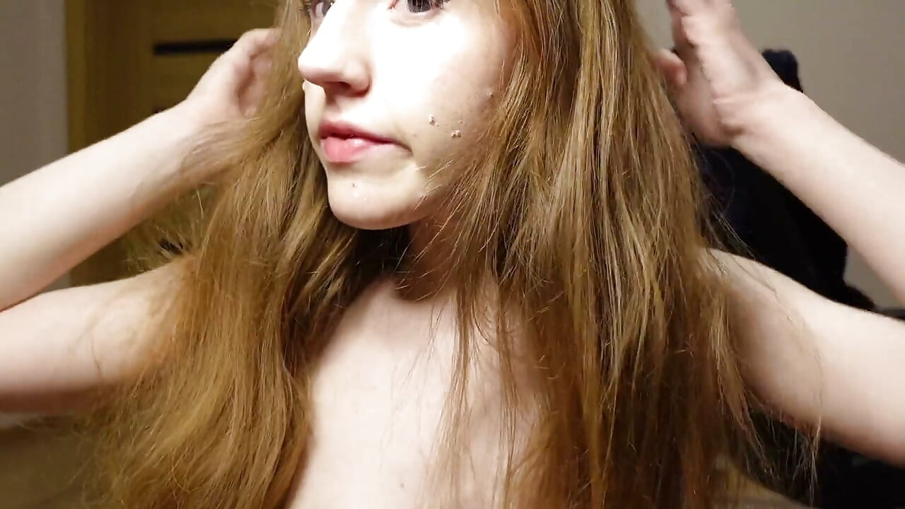 I Brush My Natural Red Hair