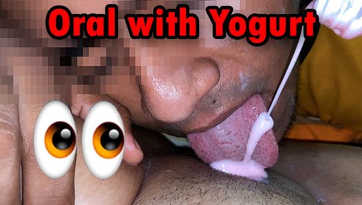 Lambendo uma vagina com iogurte - jack max