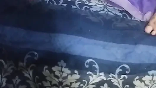 Резвиться