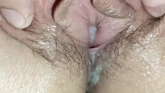 Fucking the redhead whore's pussy in the motel.