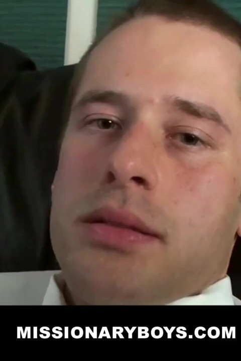 Elder Chamberlain explode depois de um longo tempo sem masturbação