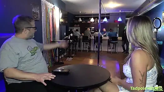 Анальный гэнгбэнг с Wisconsin Tiff с 15 мужиками