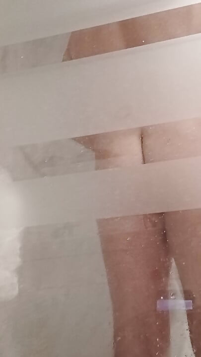 Utställning i duschen