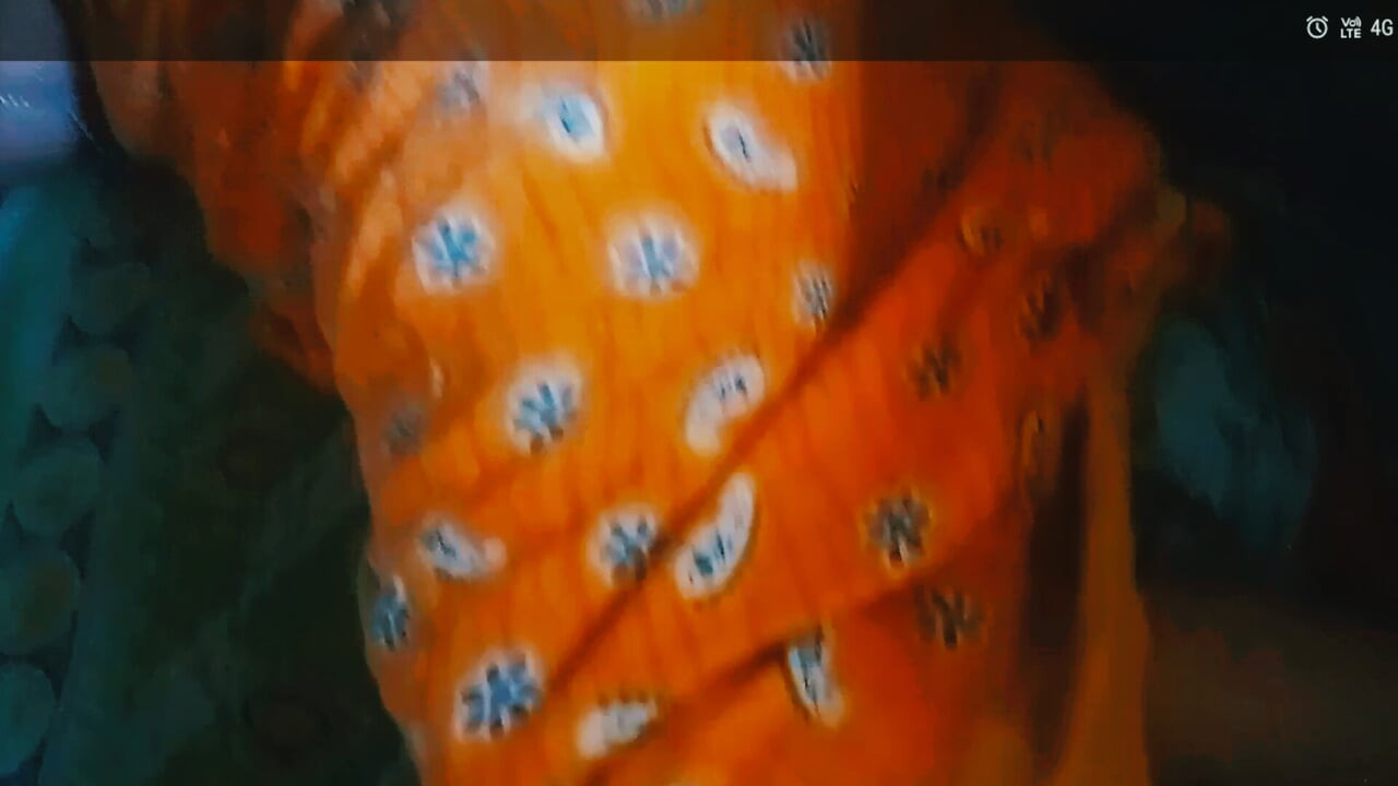 Adhuri peyar Desi galls indická desi audio historie
