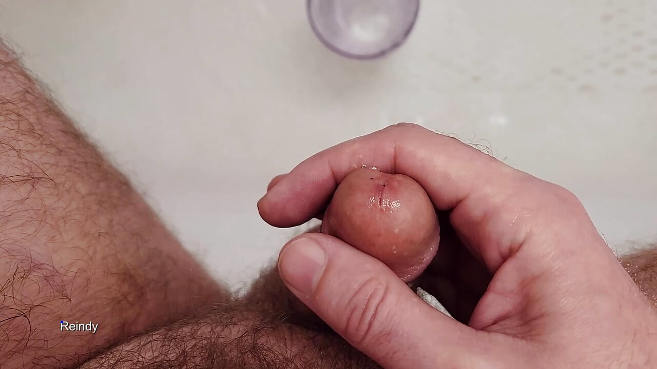 Epic Cum and Piss Fountains From My Pee Hole.