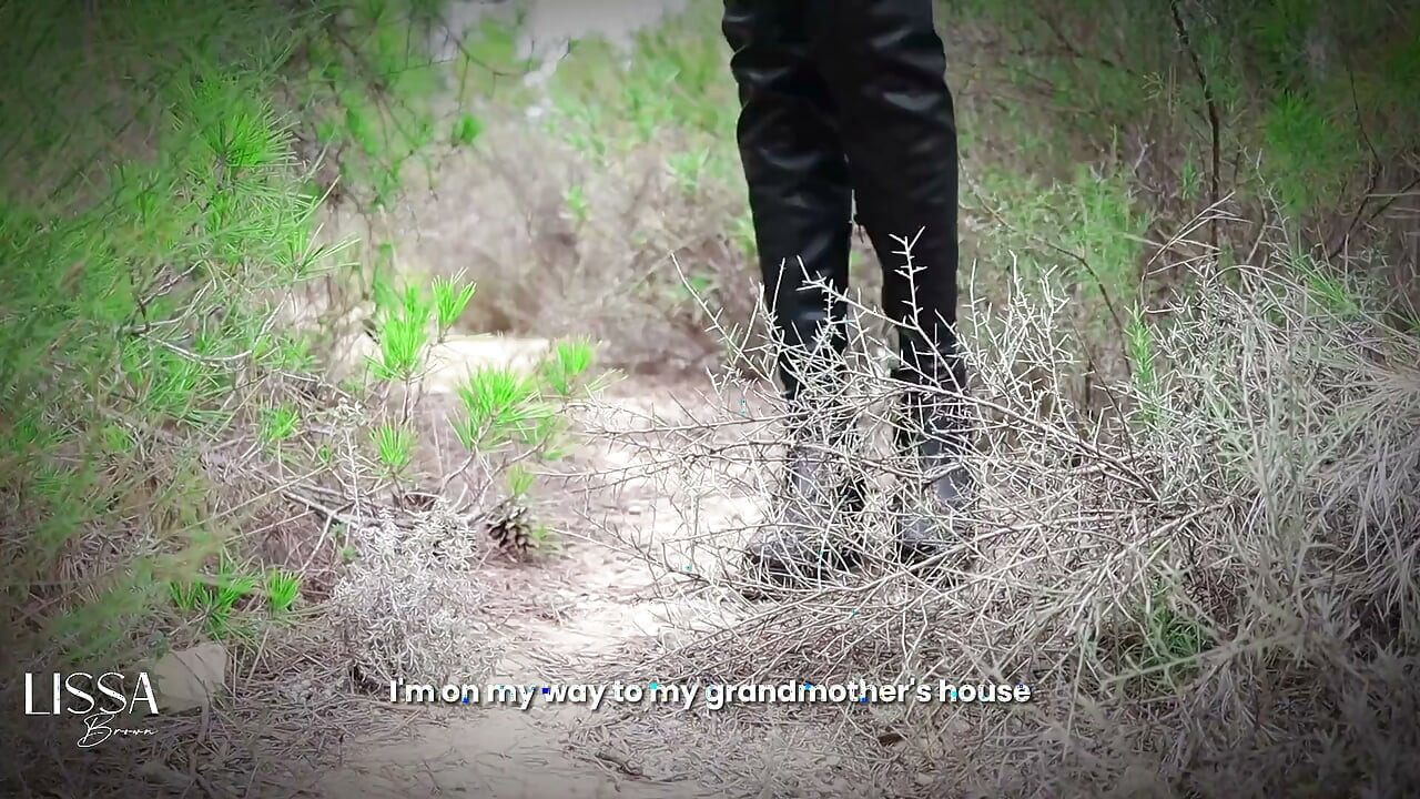 Een jongen neukt me in het bos - kleine roodkapje