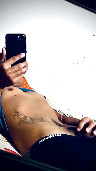 The Tapping on His Throbbing Penis Leaves Her Completely Exhausted Pinkyml2