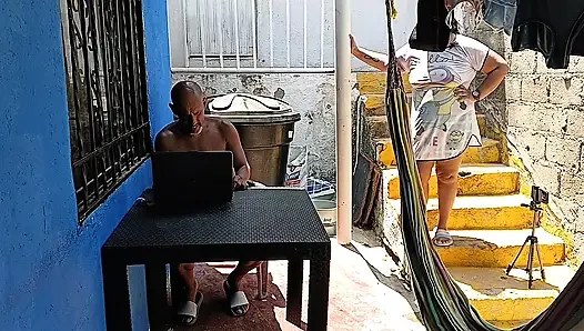 Outdoor-sex mit meiner geilen, dicken nachbarin