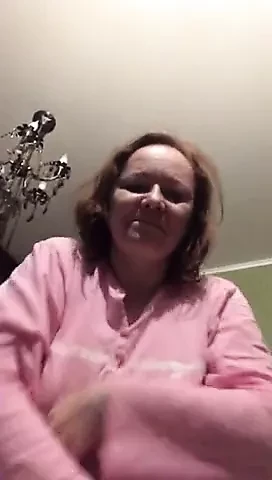 漂亮的熟女自拍 5
