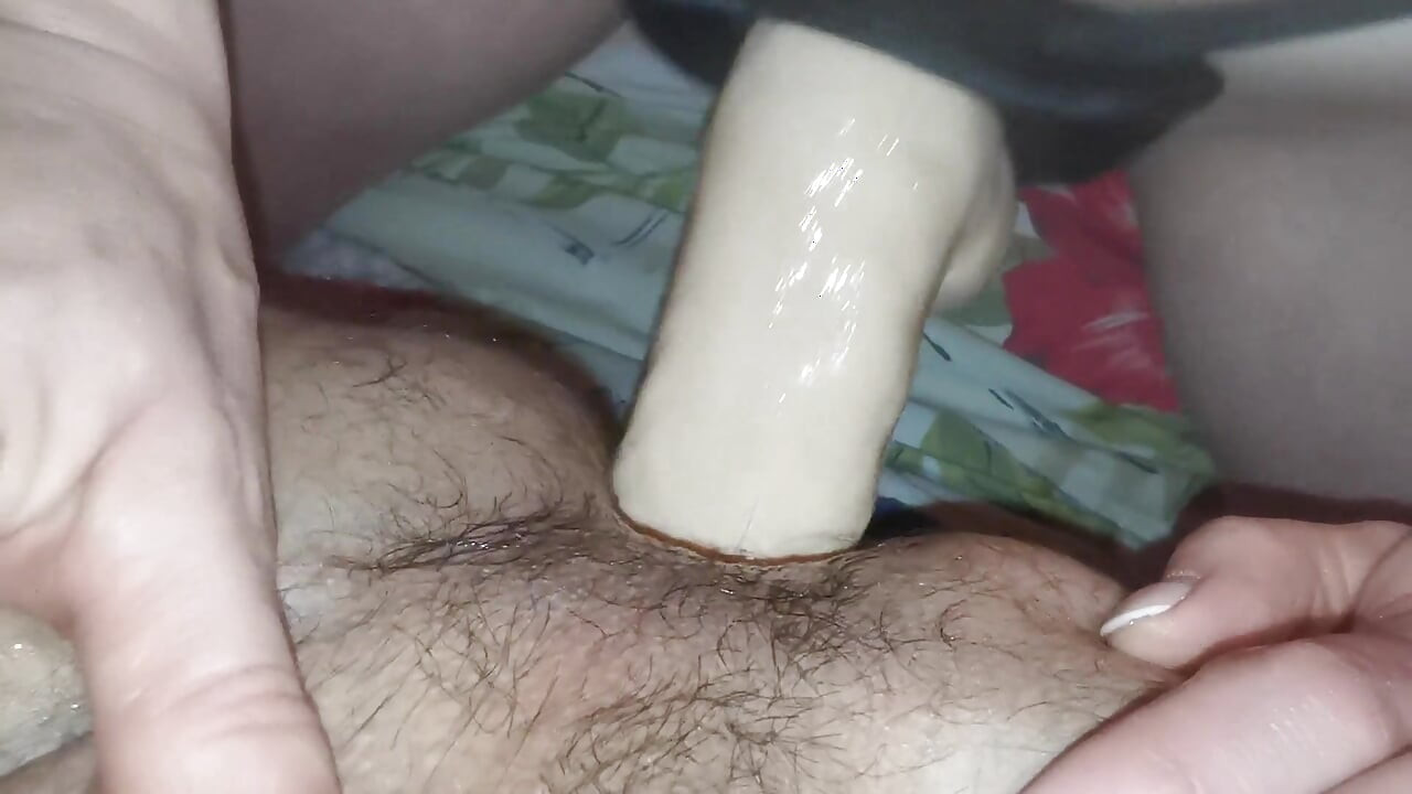 Hårdt kneppe min mand i røven.