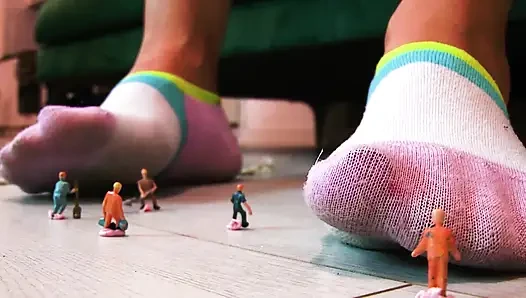 Незнаемая великаншка