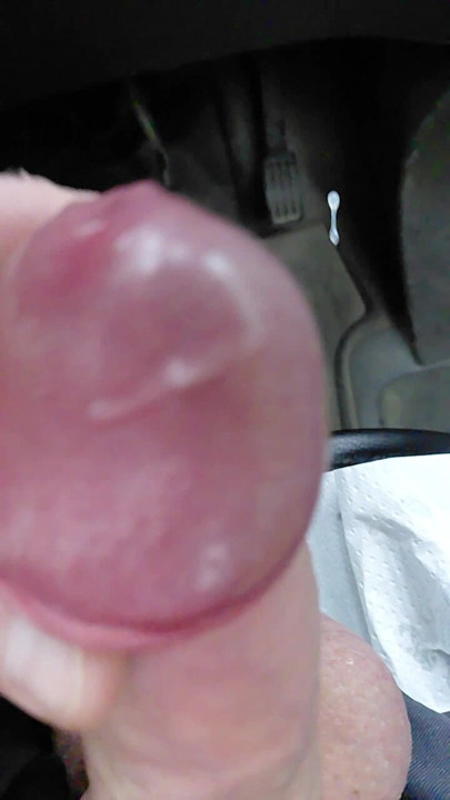 Cumshot in car