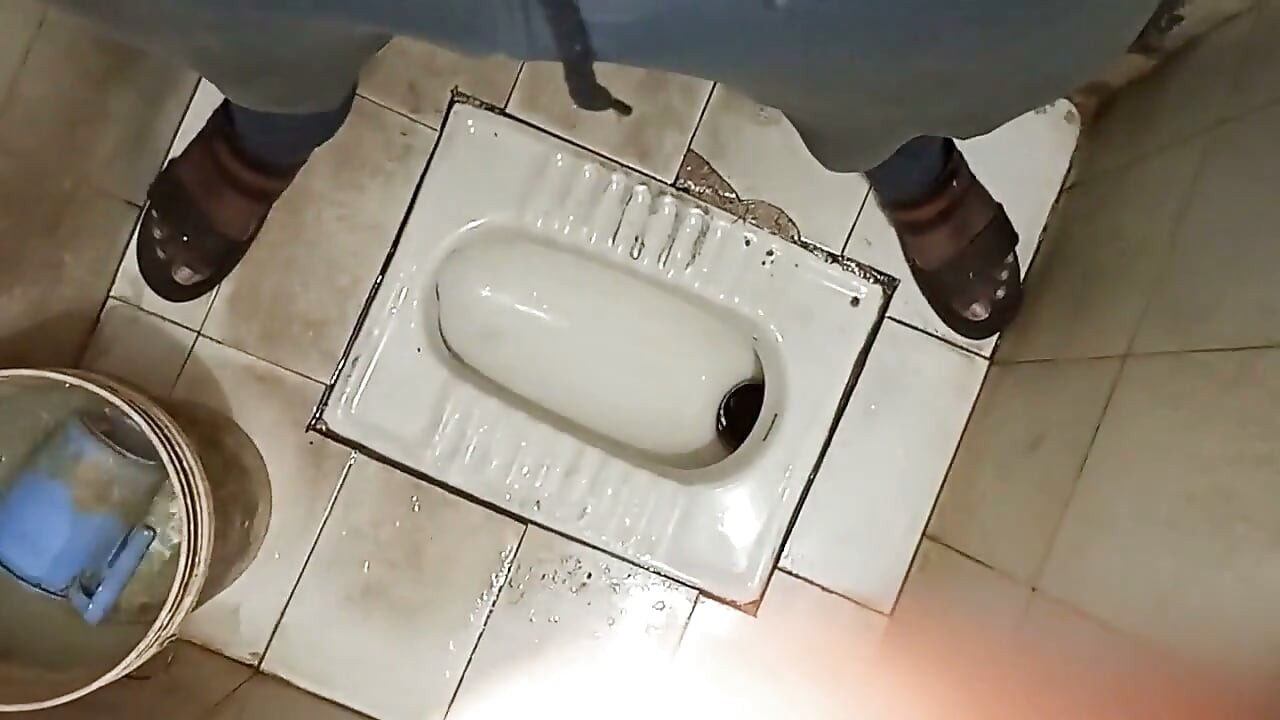 Moje desi velký černý penis šukání kundičky venku