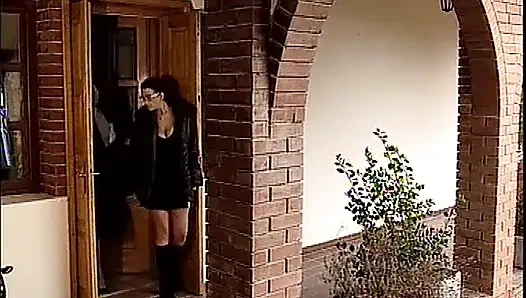 Angelica bella bir ev hanımının günahları içinde üretim