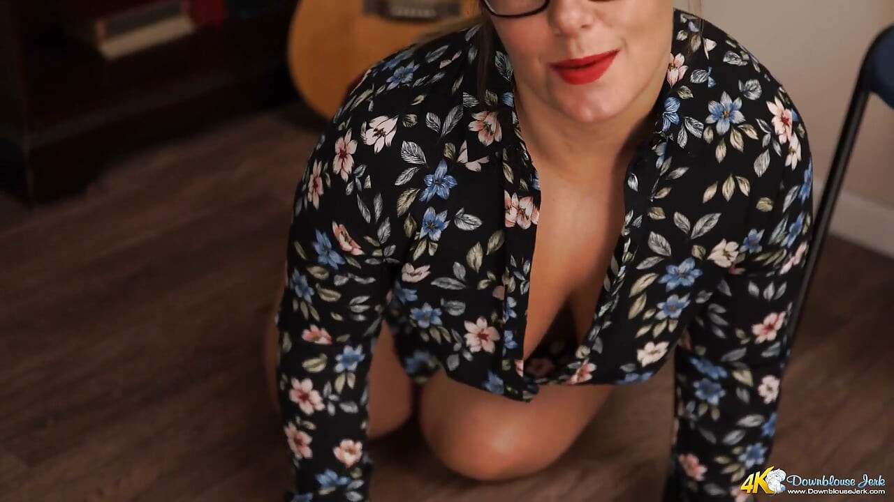 Ashley Rider - nauczyciel bez biustu - JOI