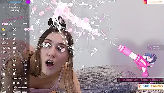 Mutiges flirten mit einem frechen funken. live fingern und necken show, Paypig, beine wie eine göttin!
