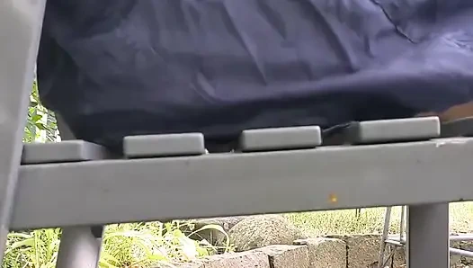 Yaz mevsimi dışarıda işeme zamanı... ve Splash Everything Wet