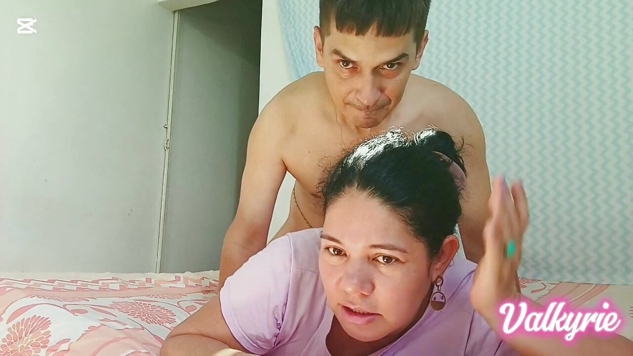 Suce-moi la bite s’il te plaît