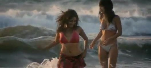 Indian actress wet transparent nipple show