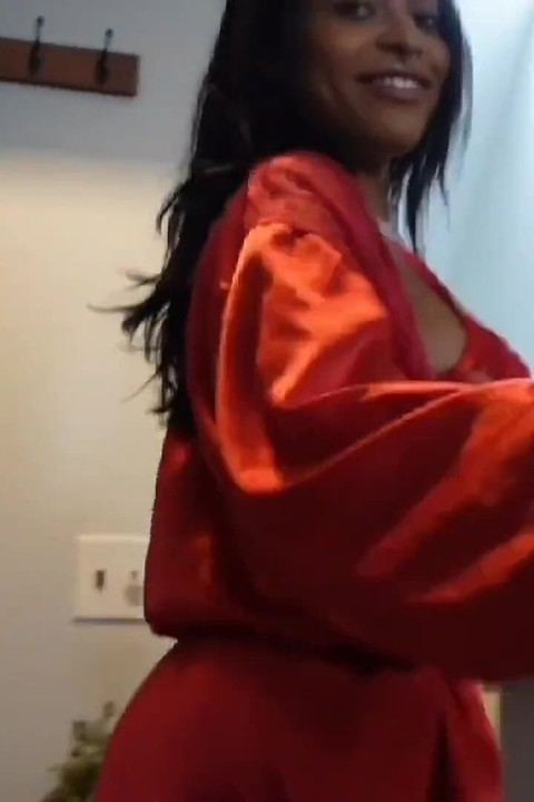 Cannon Prod - όλα τα φυσικά εξωτικά Beaty Ava Valentina προσκαλεί Cannon για μια κλήση λεία