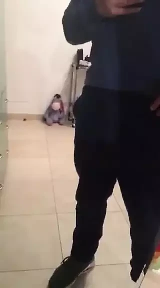 Zakar besar saya. hubungi saya. Budapest