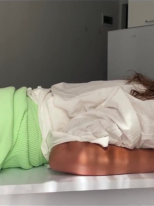 Seksi öğretmenimi siktikten sonra çok daha iyi çalışacağım