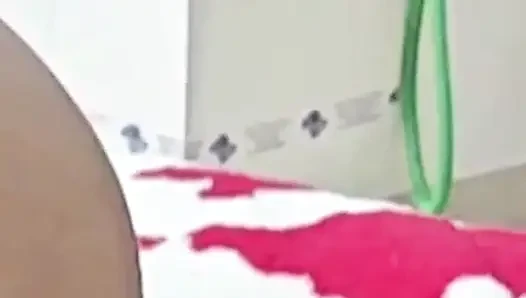 Arap seksi anal büyük götlü üçlü grup seks
