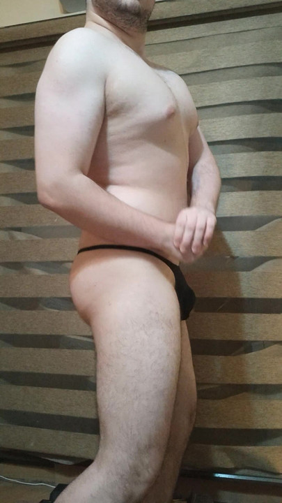 Hot stud dances and flexes