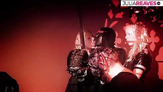 Sarışın kızlarla seks töreni, büyük göğüsler ve göt ve amcıkta istenmeyen seks