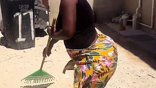 Meine Tante Beim Putzen Beobachten