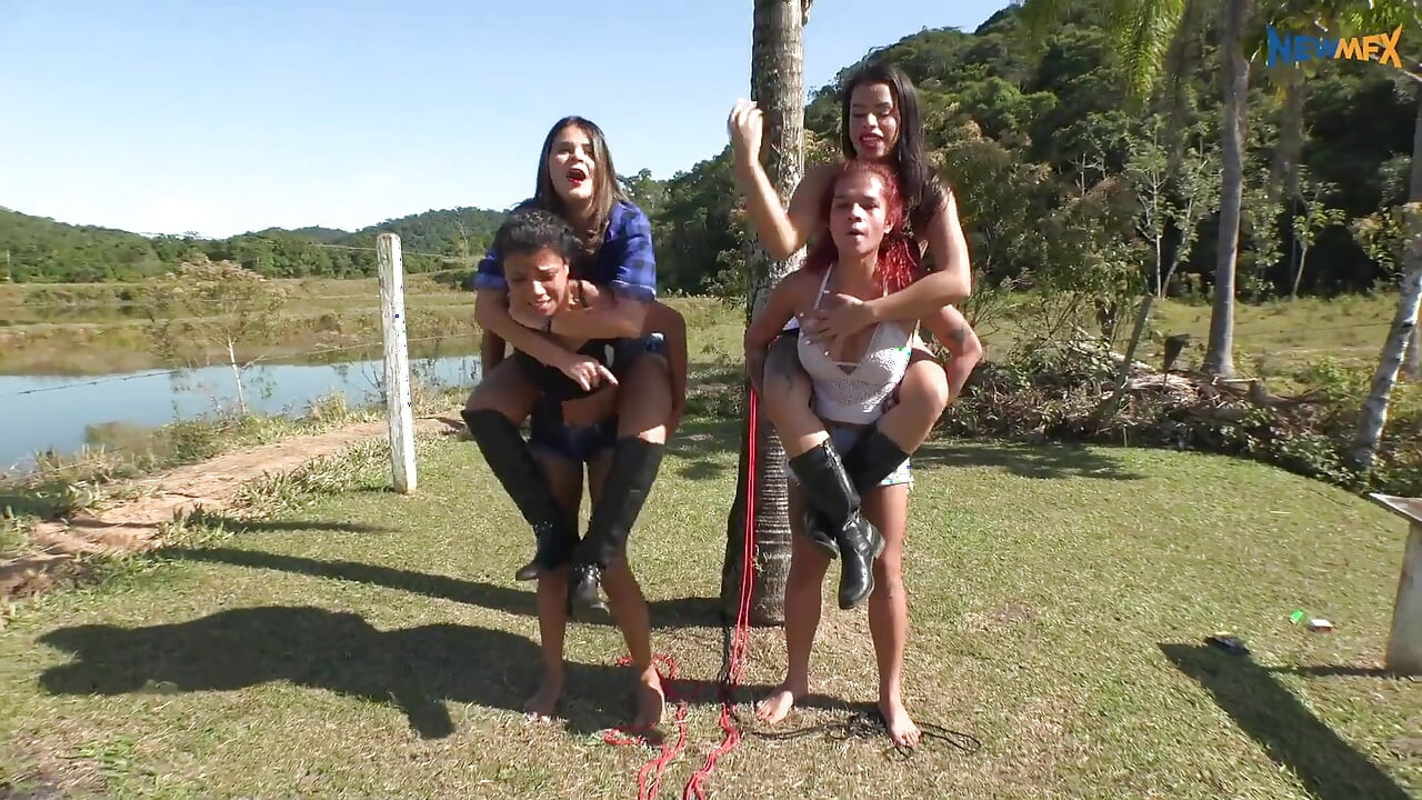 4 Girls