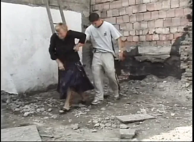 奶奶疯了!!- Vol 03