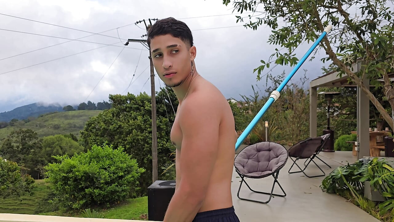 Piscinero fucks his cuckolded boss while her husband is away on business, Devil Khloe and Milan Rodriguez
