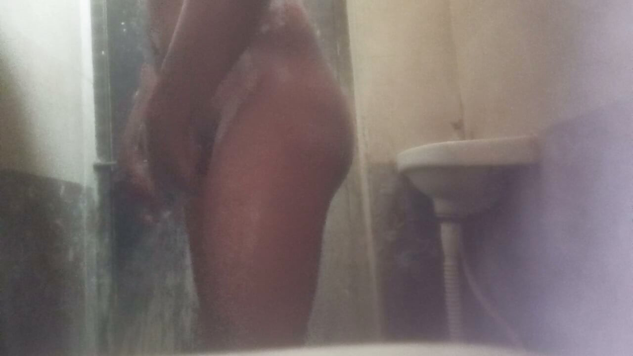 bathing with out inner