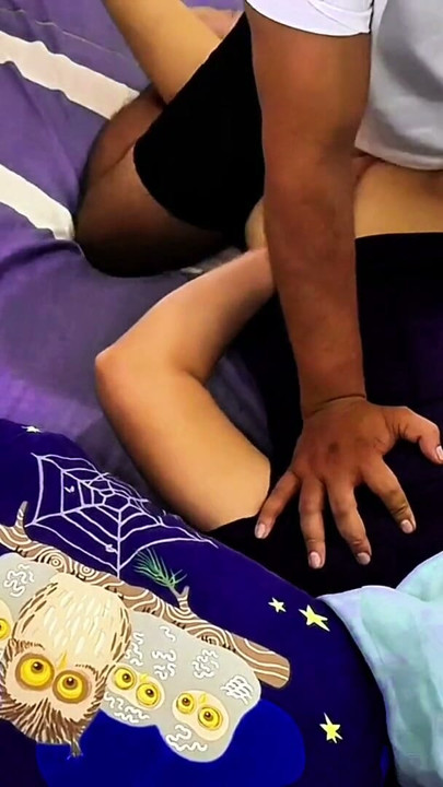 Panti pijat sensual sama gadis seksi dengan rok mini kebaya lagi asik pijat | Clip 3
