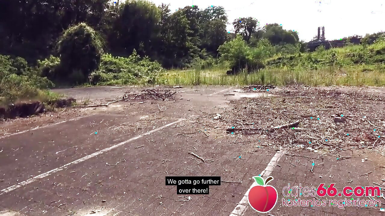 Turista puta Melina May foi fodida