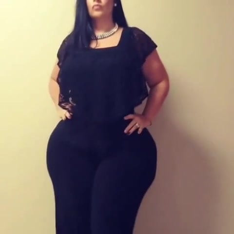 mature pawg milf hips